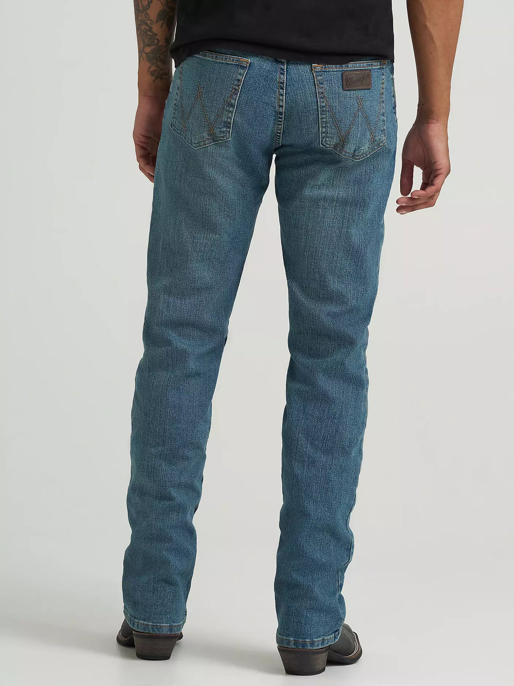 WRANGLER® 20X® ADVANCED COMFORT 02 COMPETITION REGULAR JEAN 1002MACBA