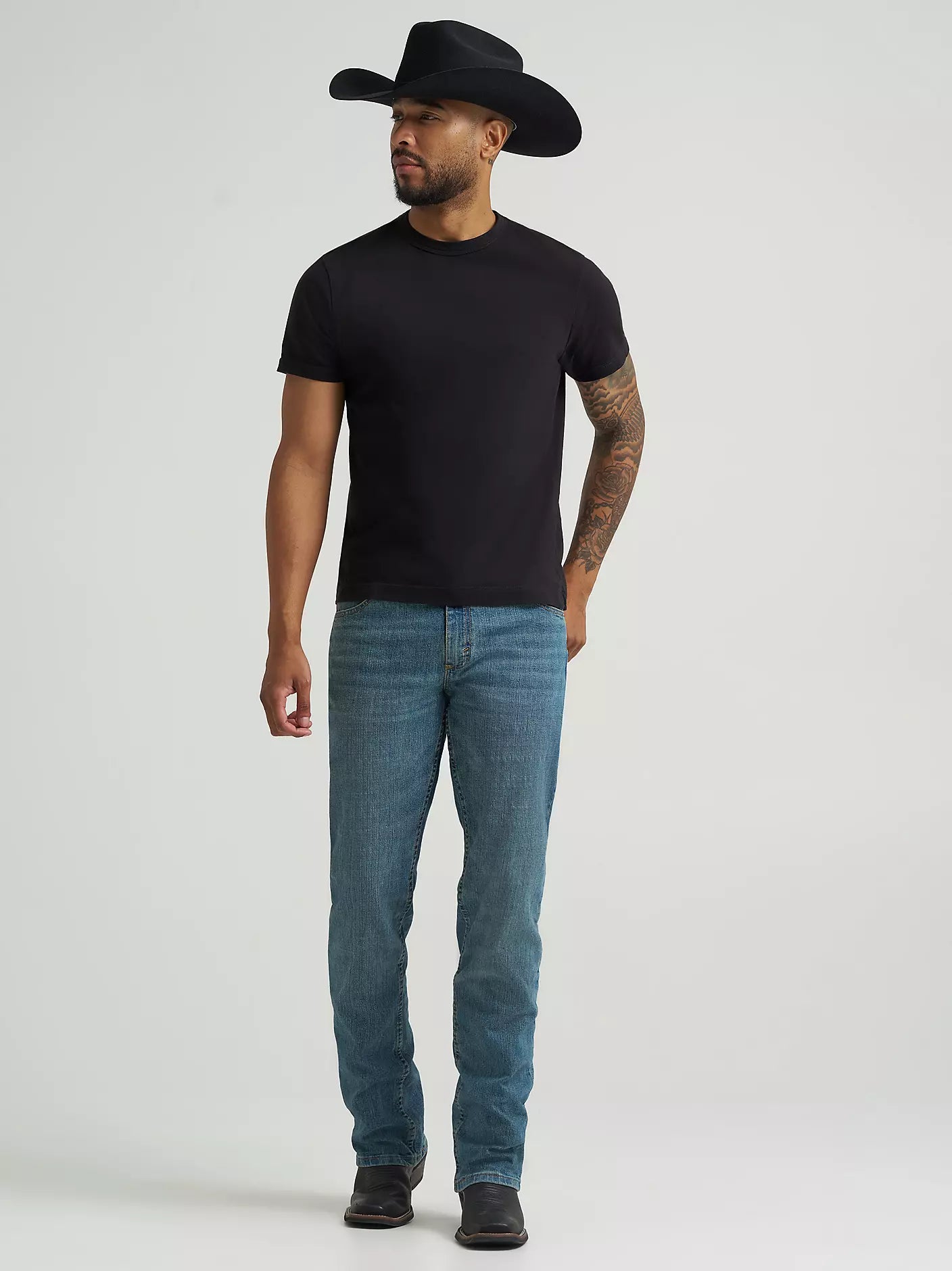 WRANGLER® 20X® ADVANCED COMFORT 02 COMPETITION REGULAR JEAN 1002MACBA