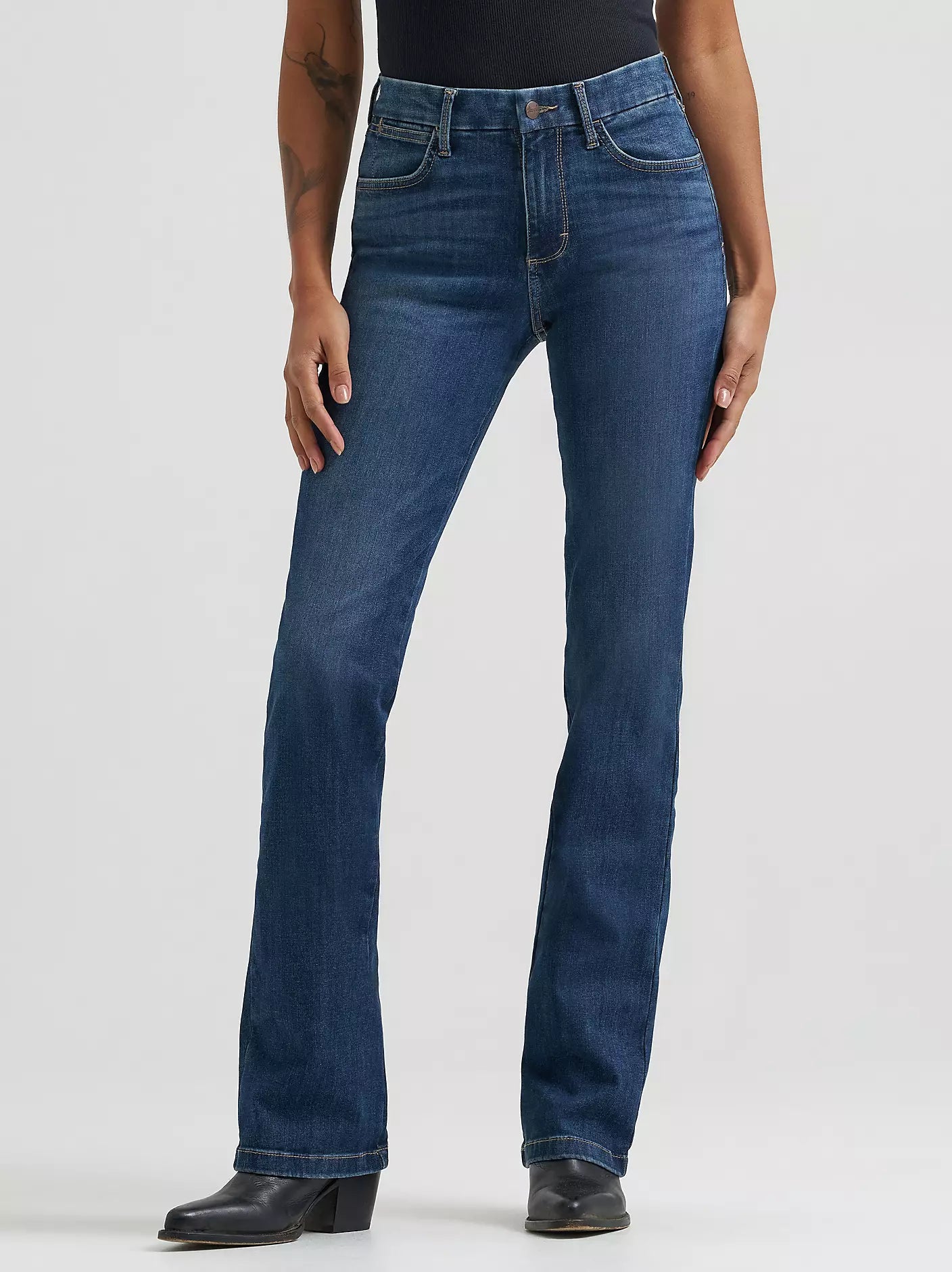 WOMEN'S WRANGLER BESPOKE HIGH RISE BOOTCUT JEAN 112359277