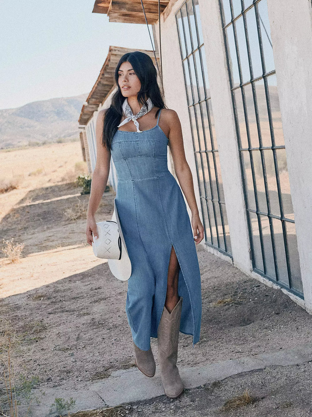 LADIES DRESSES & SKIRTS Town & Country Western Wear LADIES DRESSES & SKIRTS Town & Country Western Wear