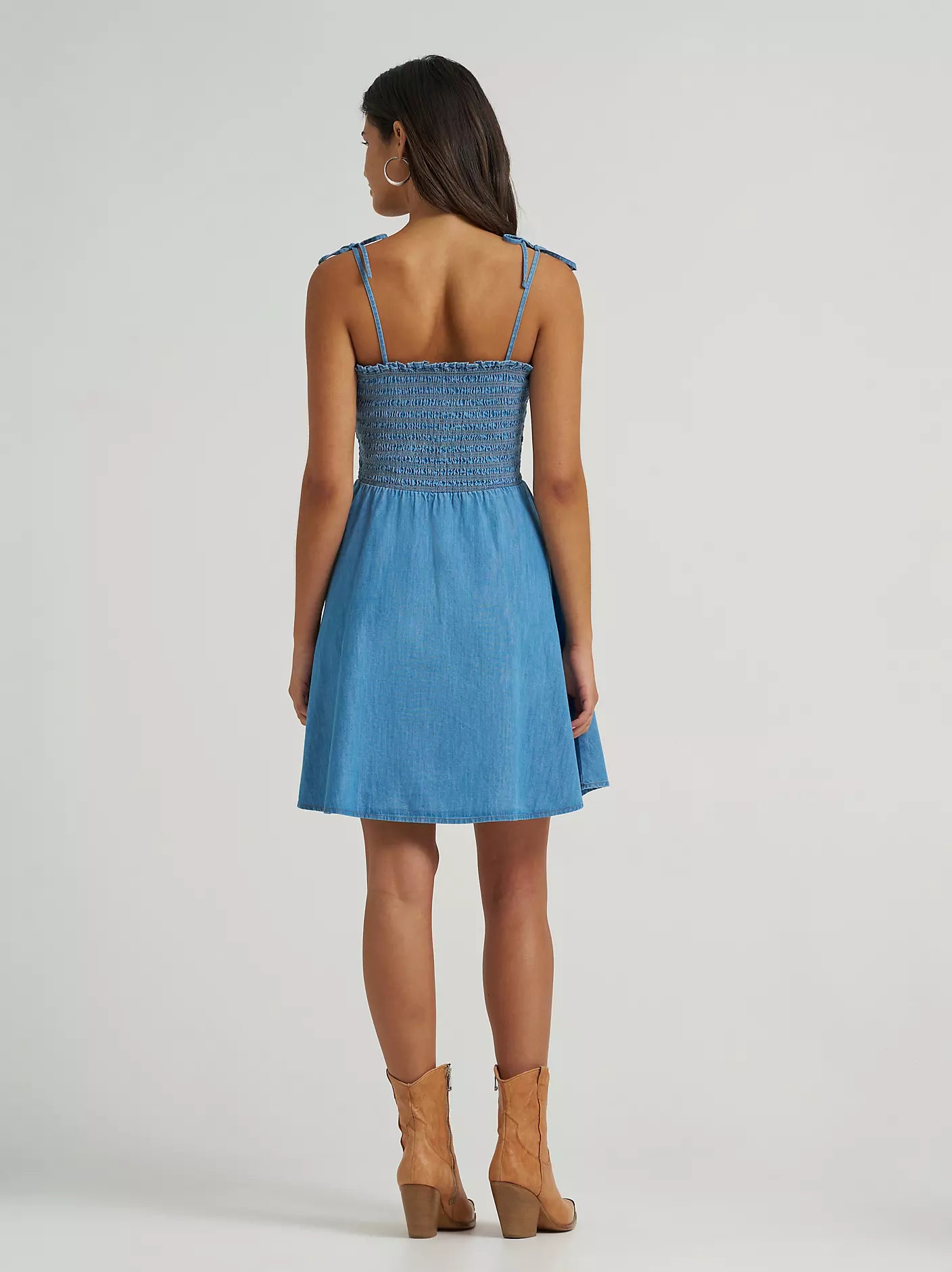 WRANGLER WOMEN'S TIE DENIM SMOCKED DRESS 112379497