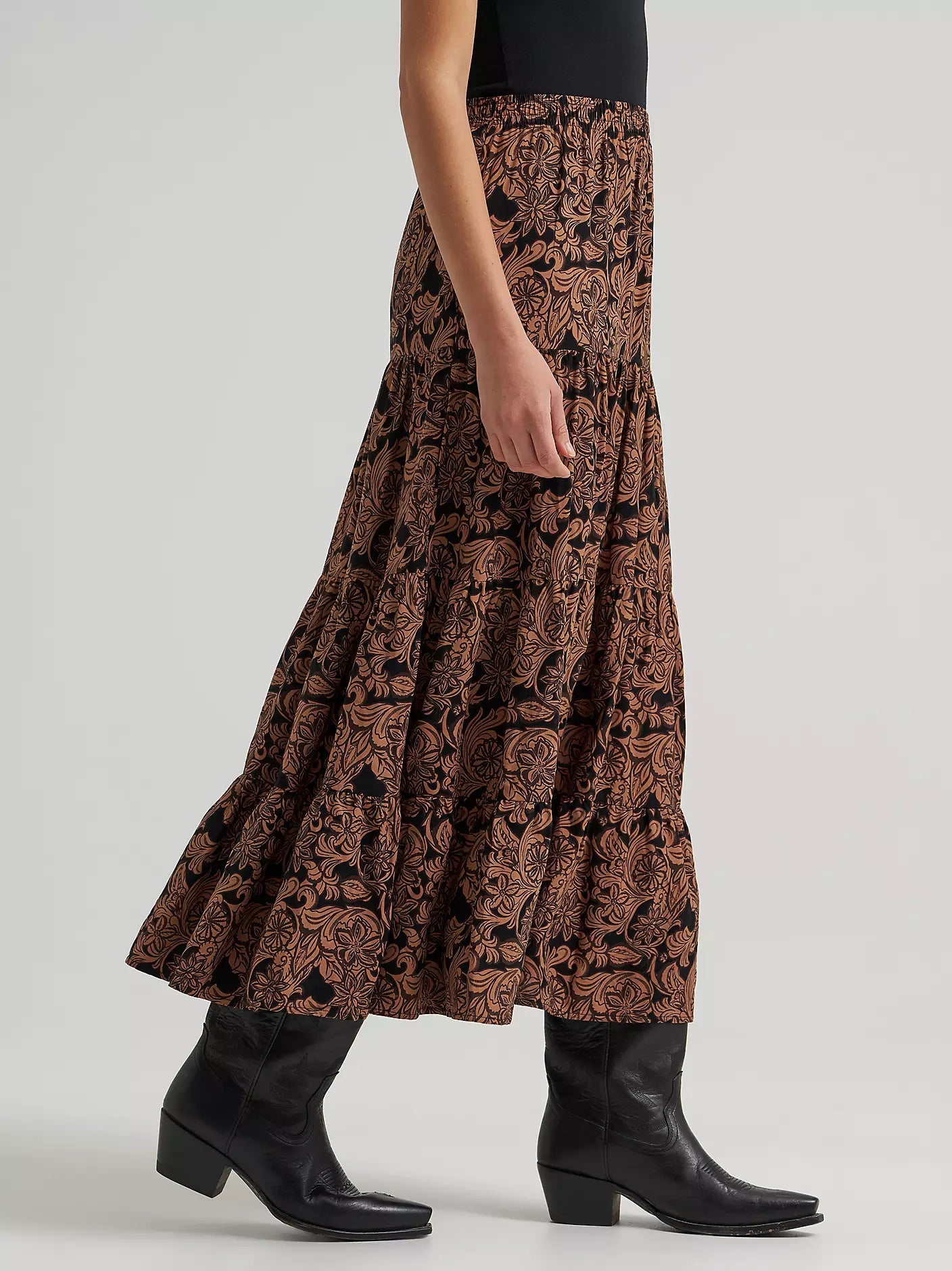 WOMEN'S WRANGLER PRINTED TIERED MAXI SKIRT 112382513