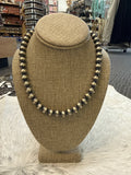 Navajo pearl 10mm 18”