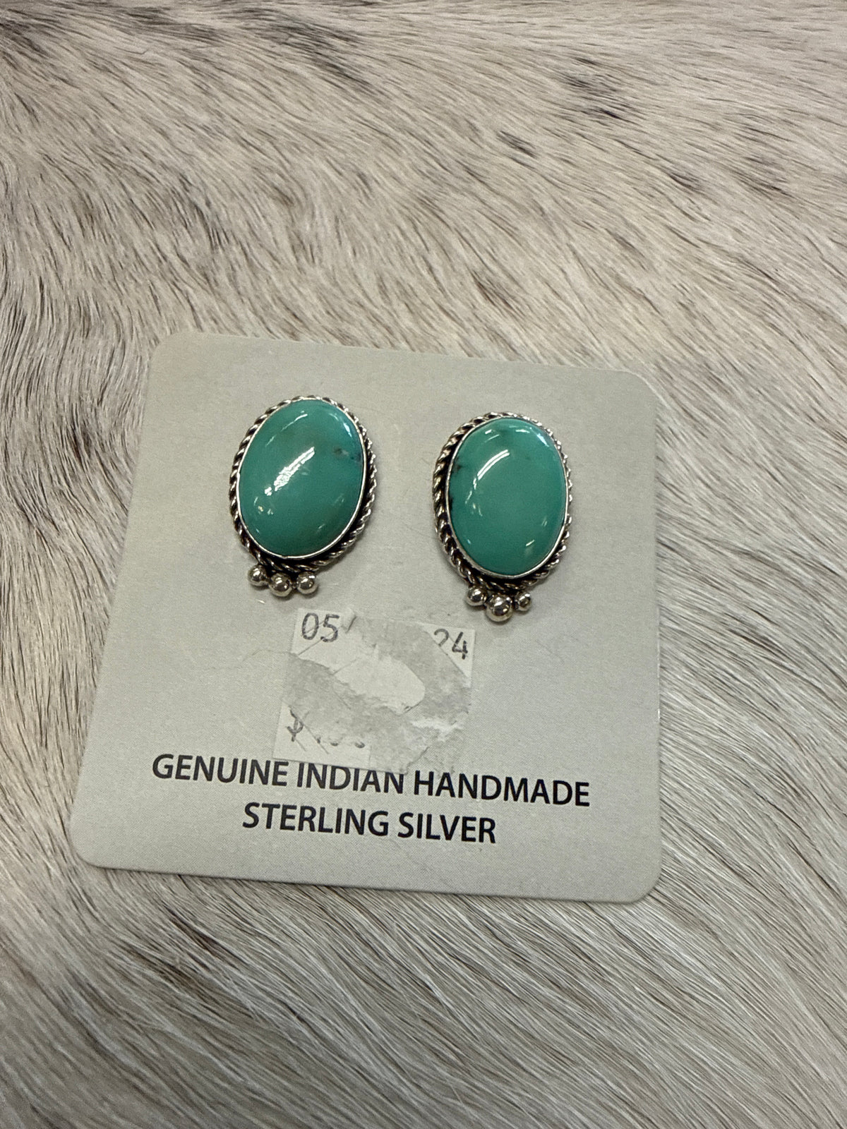 Turq Ball Studs 95396