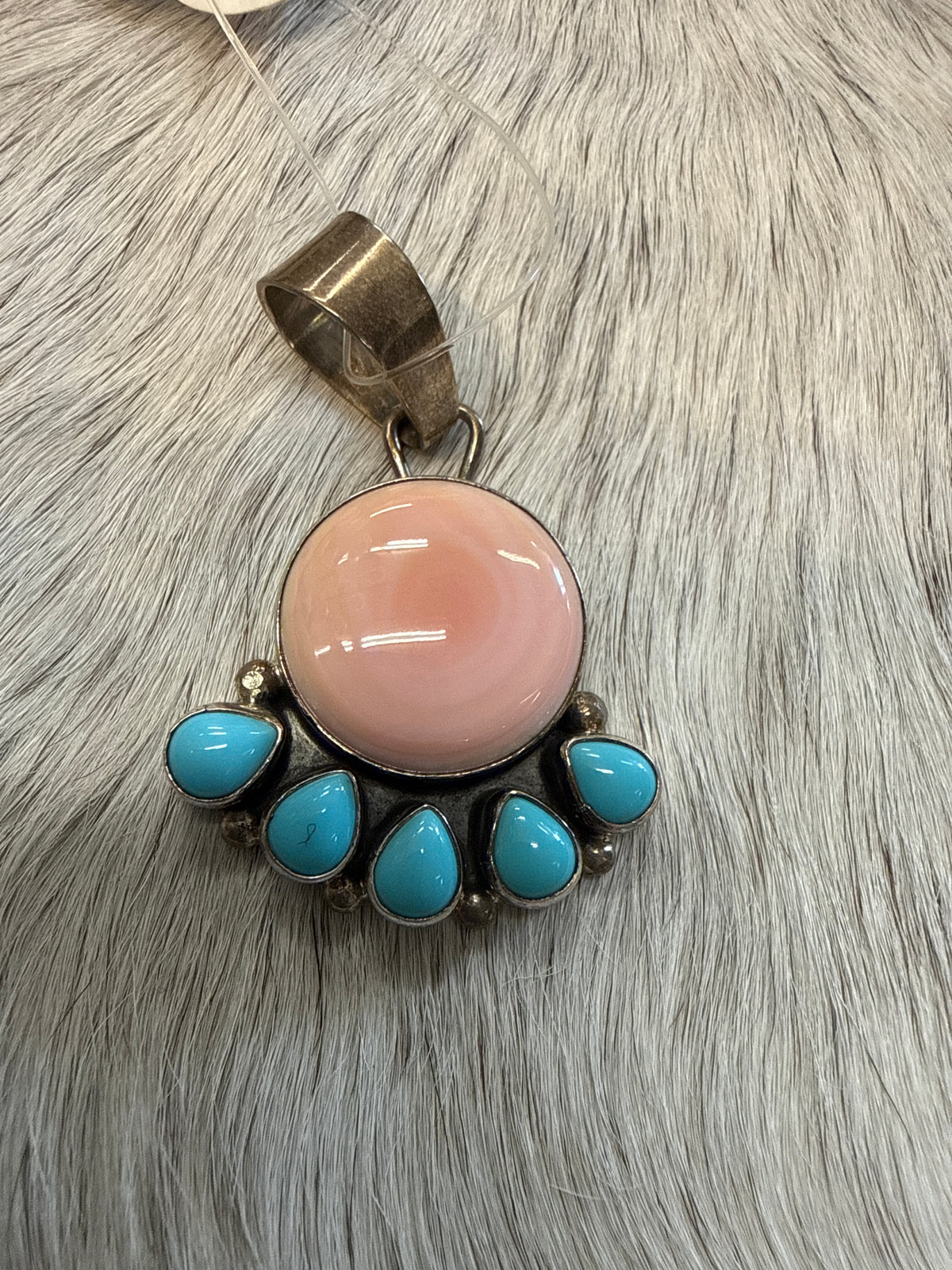 Pink Conch Pendant 22124