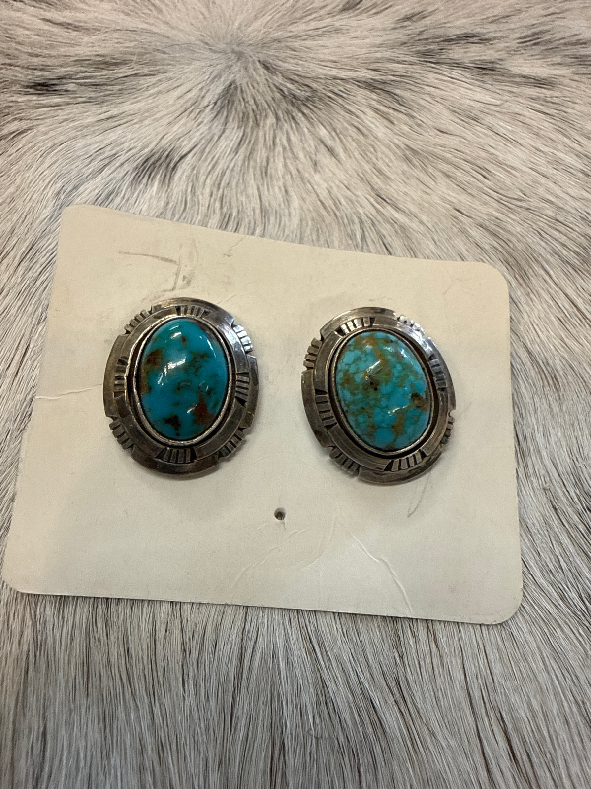 Turquoise Post Studs 093446