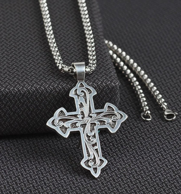 Men’s Silver Cross Necklace D47009