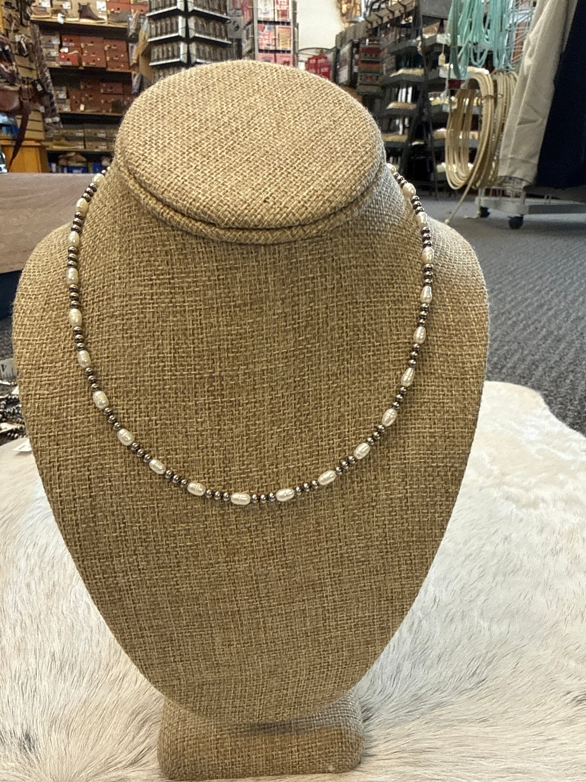 Pearl Navajo Pearl 16” 095444