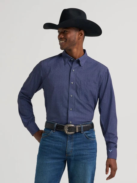 Wrangler x Cody Johnson Men's Classic Fit Long Sleeve Western Shirt Blue/Navy 112385476