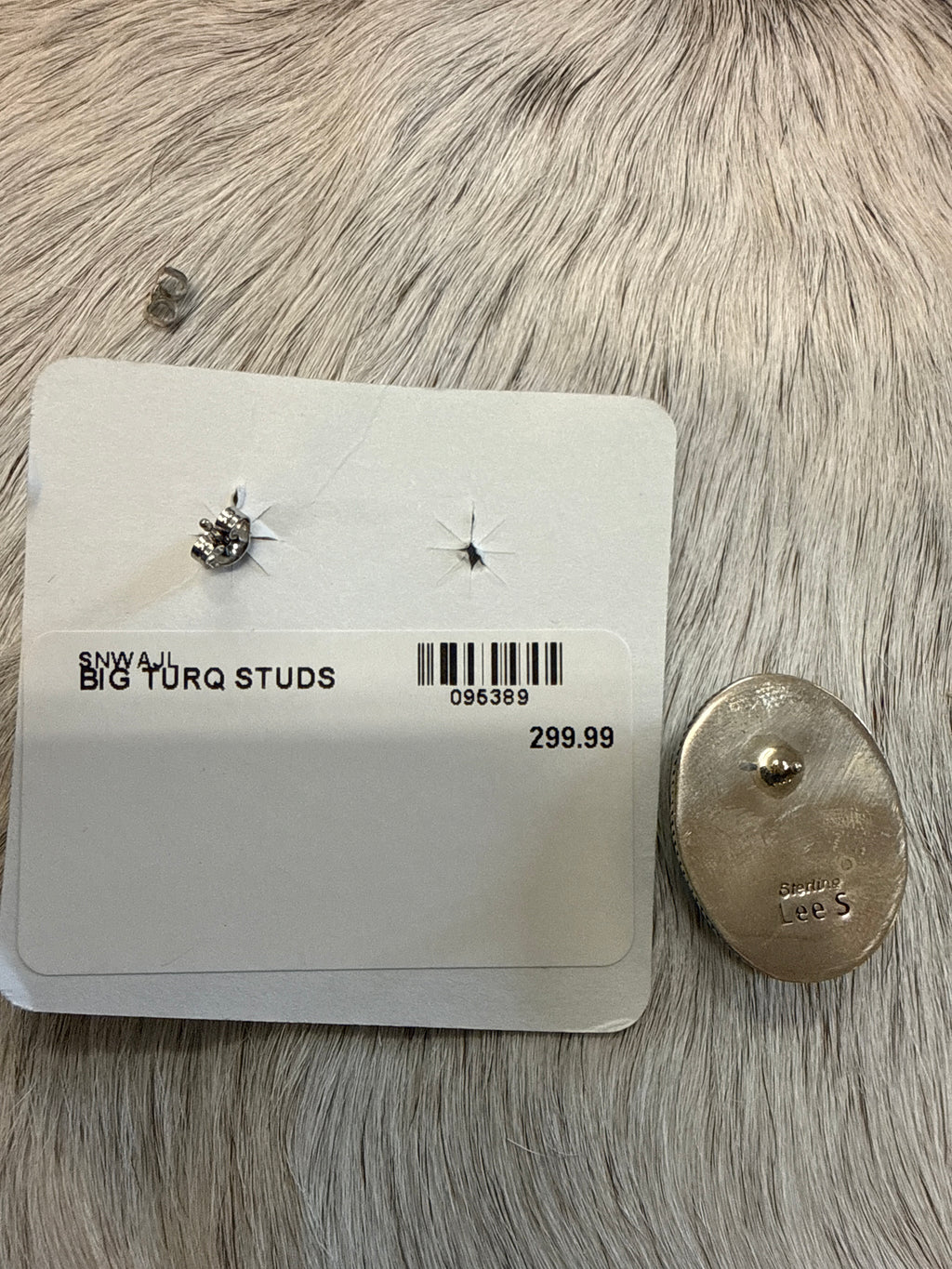 Big Turquoise Studs 095389