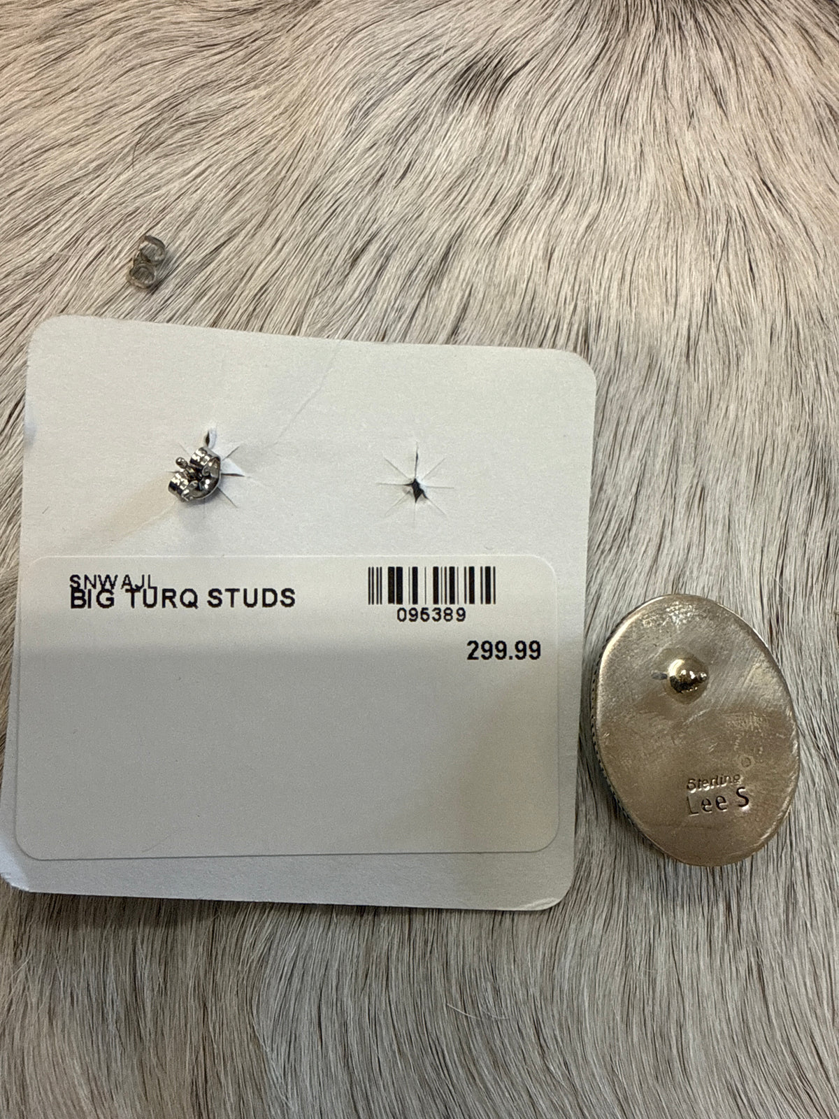 Big Turquoise Studs 095389