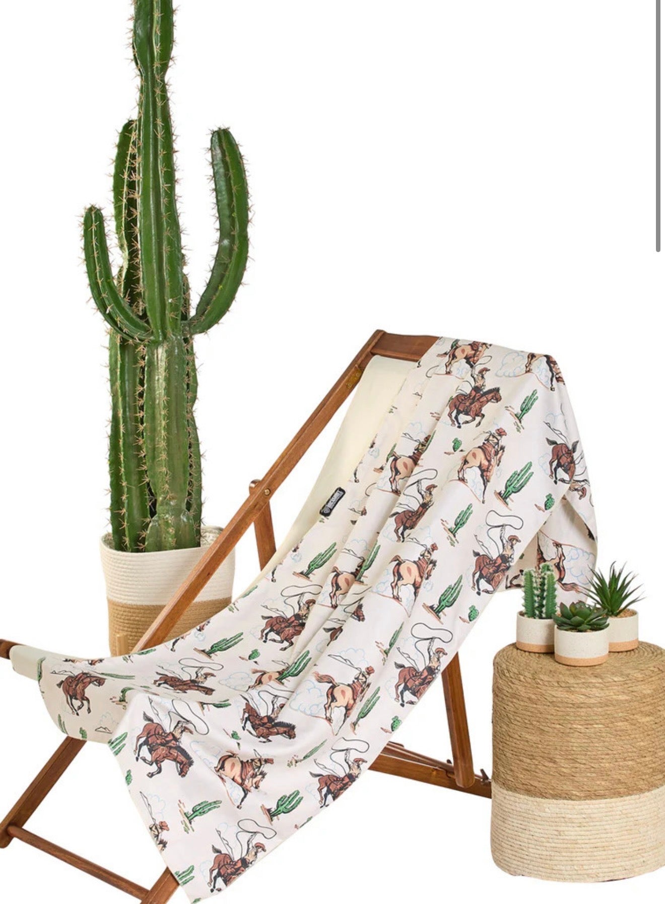 ROCK & ROLL BEACH COWBOY MICROFIBER TOWEL BU46M08421
