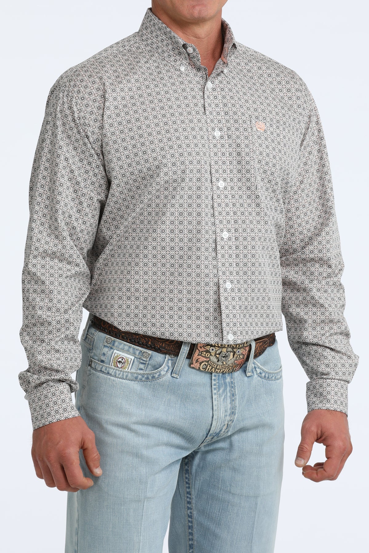 MEN'S CLASSIC FIT BUTTON DOWN MTW1106102