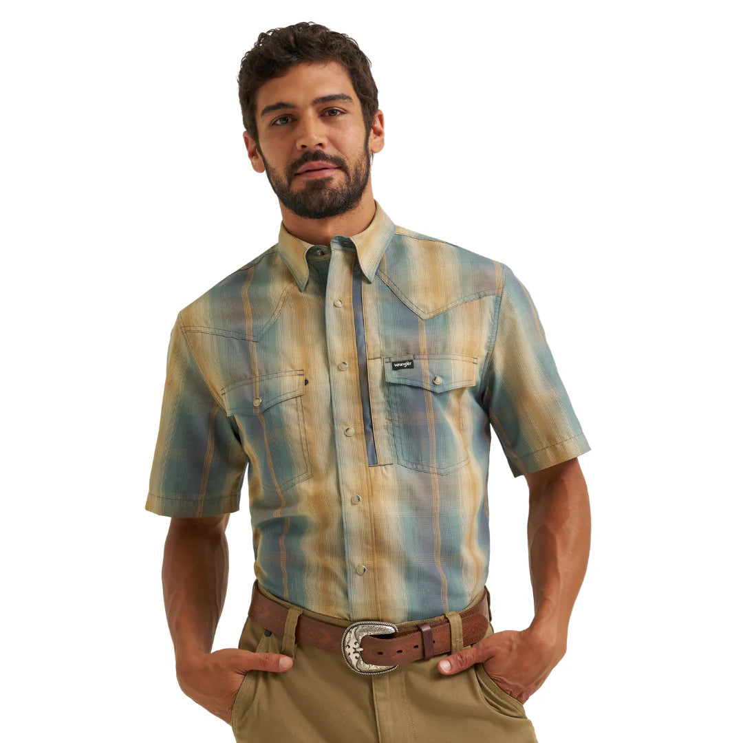 Wrangler Men's ATG-X Button Down 112382381