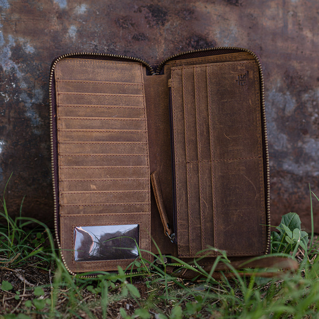 COWHIDE BENTLEY WALLET STS60379