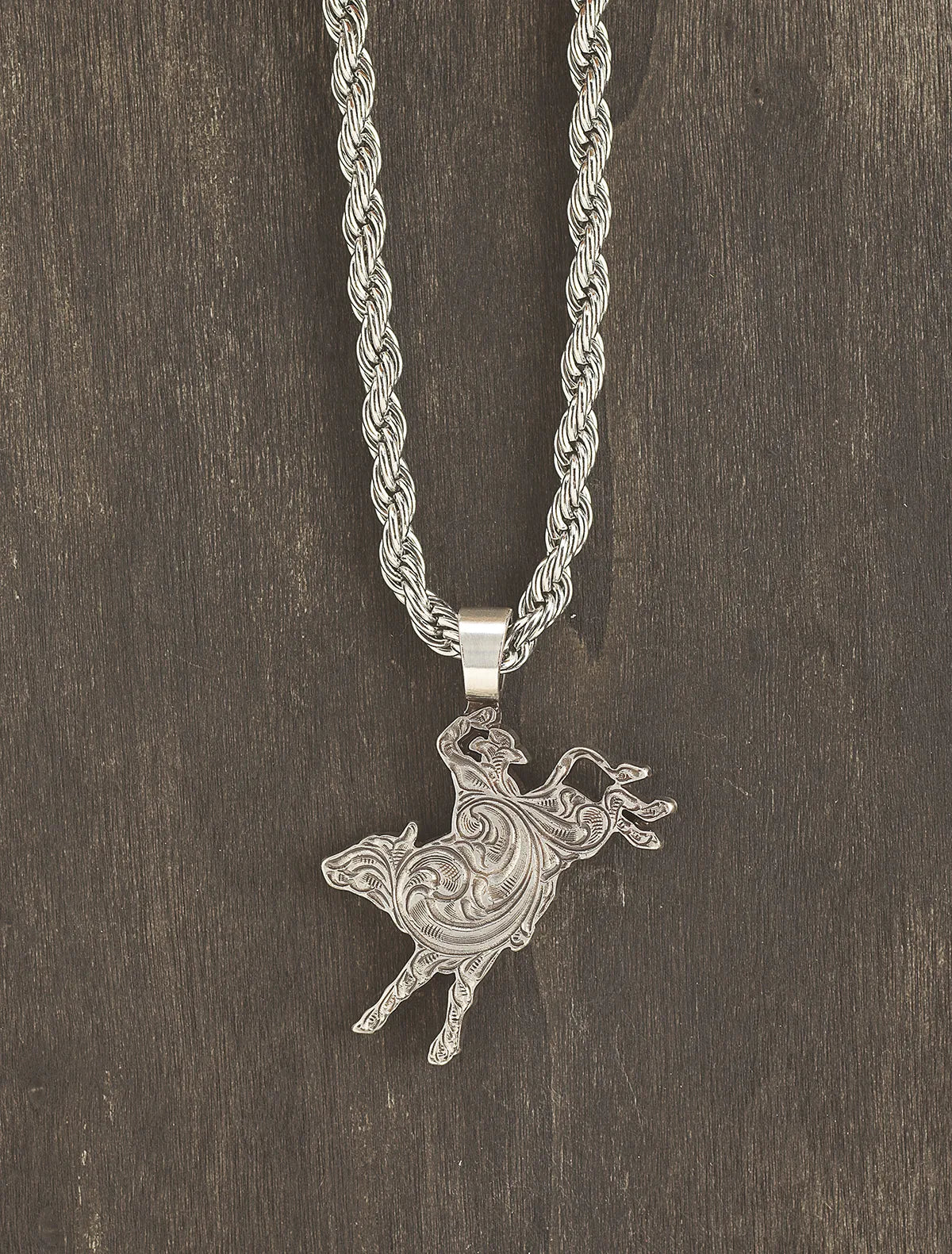 MENS NECKLACE 24" ENGRAVED BULL RIDER D47031