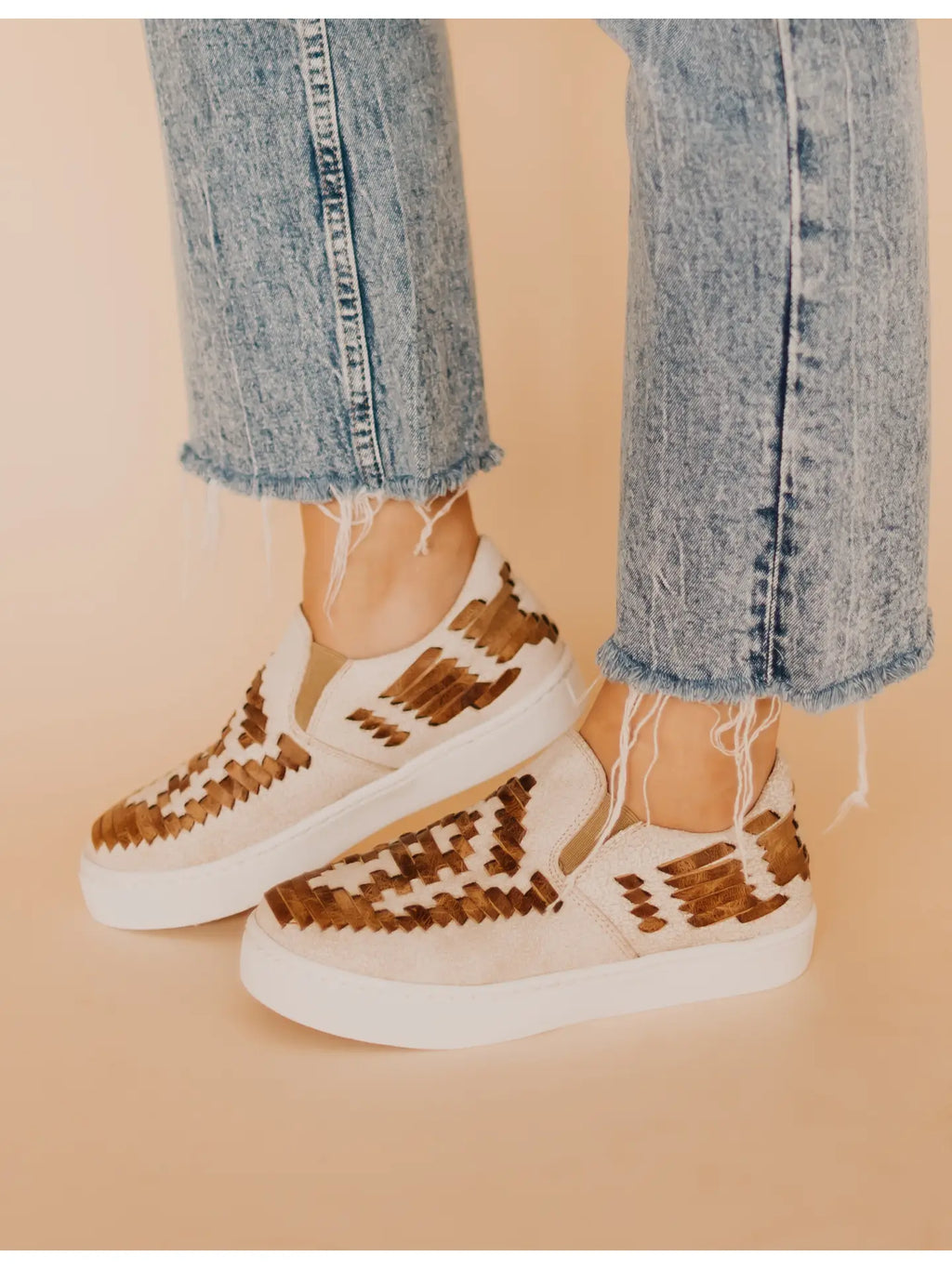 Dakota Western Tennis Shoe in Tan