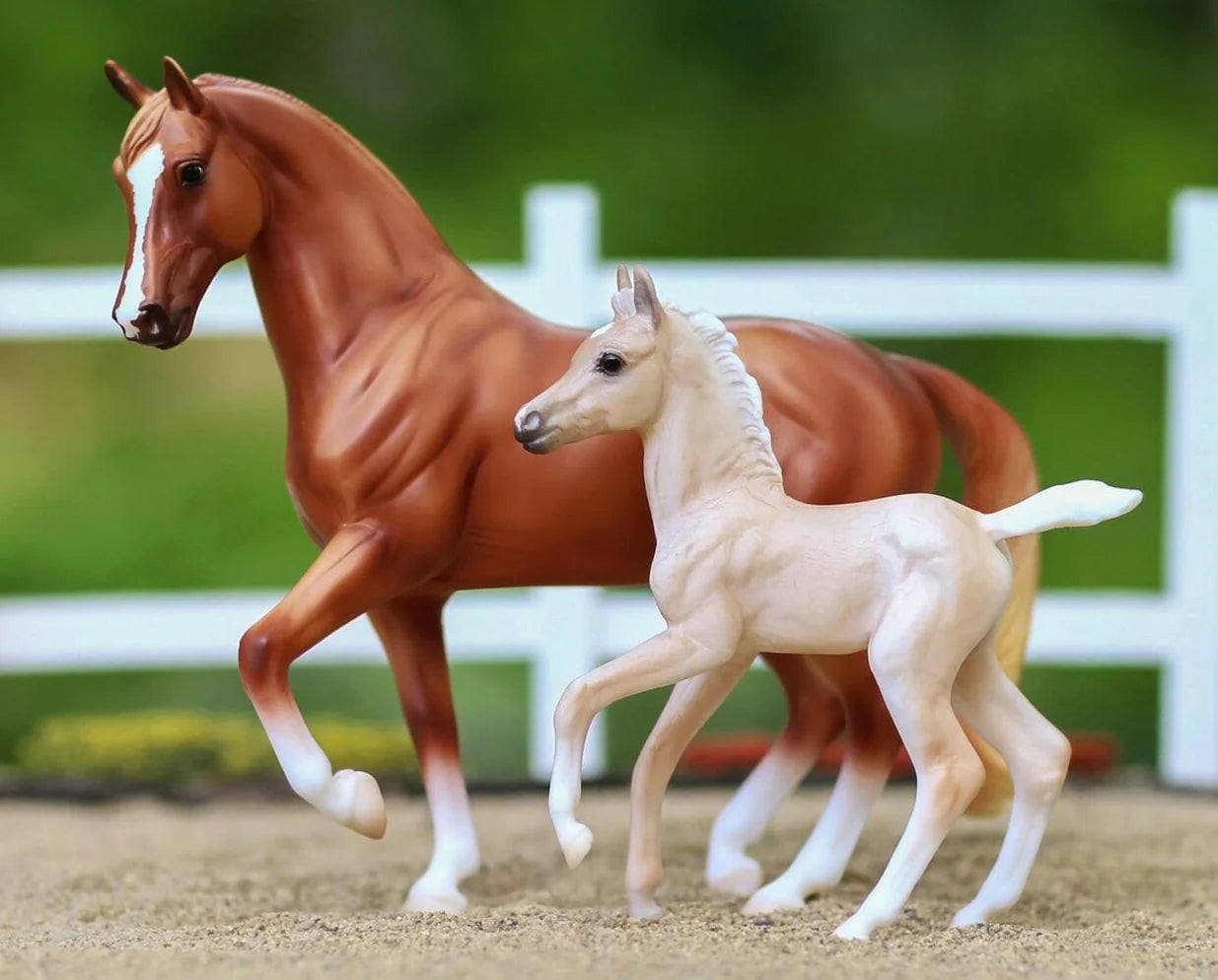 Breyer Power & Precision Horse and Foal Set #B-FS-10251